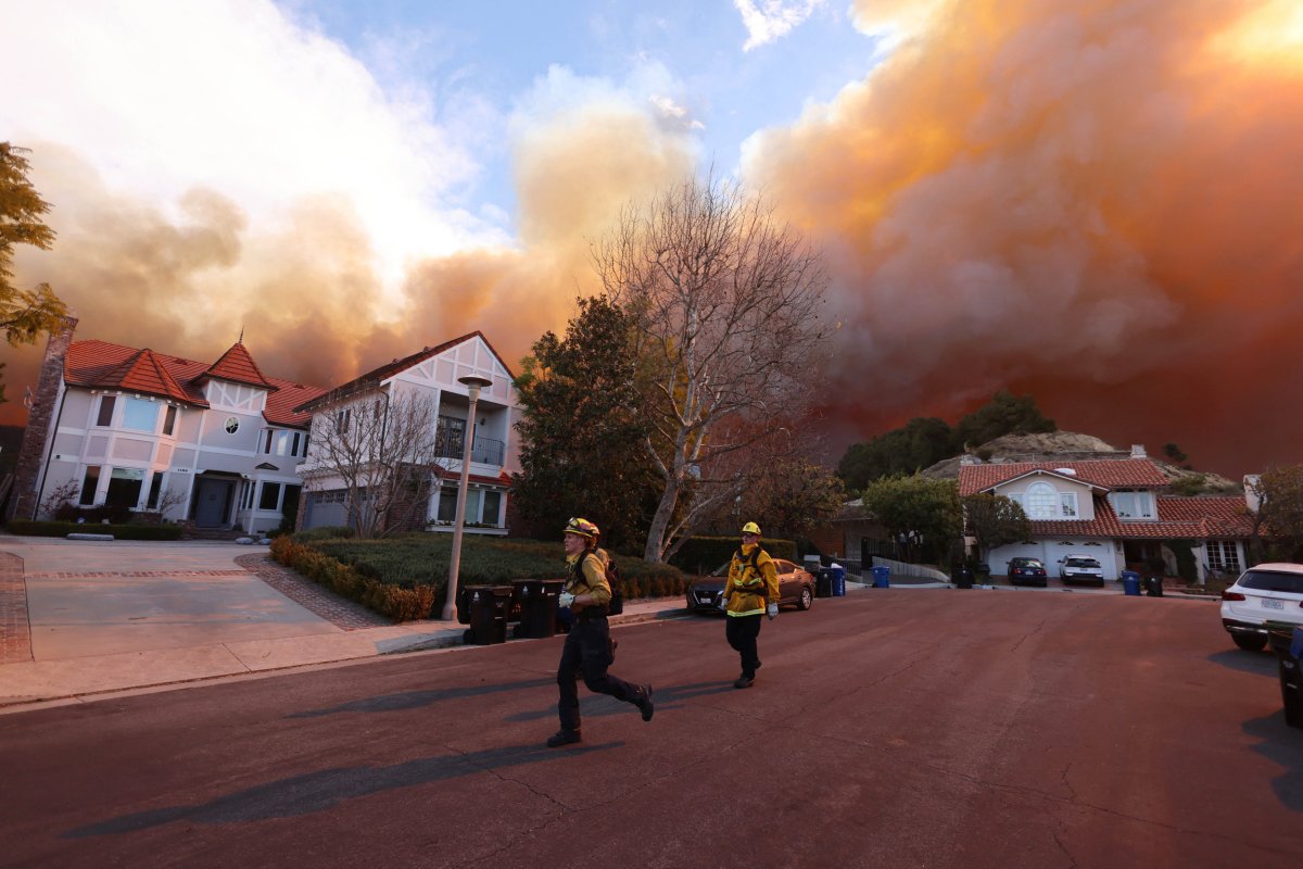 Palisades Fire: A List Of Celebrities Affected By The Devastating Blaze Palisades Fire: A List Of Celebrities Affected By The Devastating Blaze