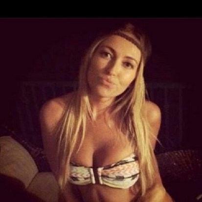 Paulina Gretzky's Topless Selfie And Other Revealing Photos Paulina Gretzky's Topless Selfie And Other Revealing Photos