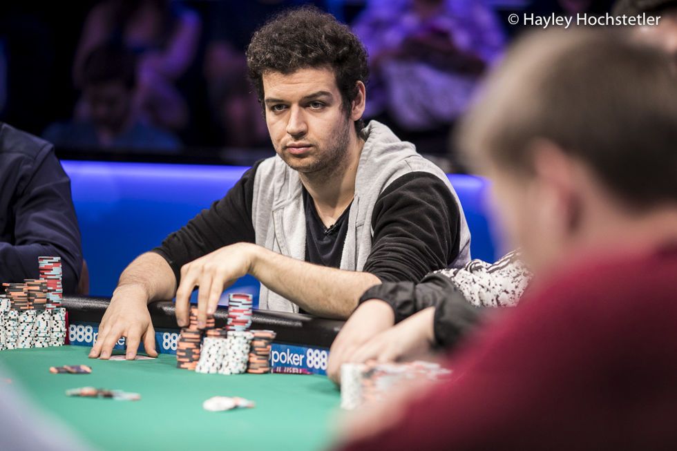 Poker Pro Nelson Dong Takes Down A$390,000 APO Main Event Prize Poker Pro Nelson Dong Takes Down A$390,000 APO Main Event Prize