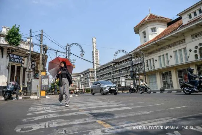 Prakiraan Cuaca Besok Di Jawa Barat: Hujan Hingga Sore Prakiraan Cuaca Besok Di Jawa Barat: Hujan Hingga Sore