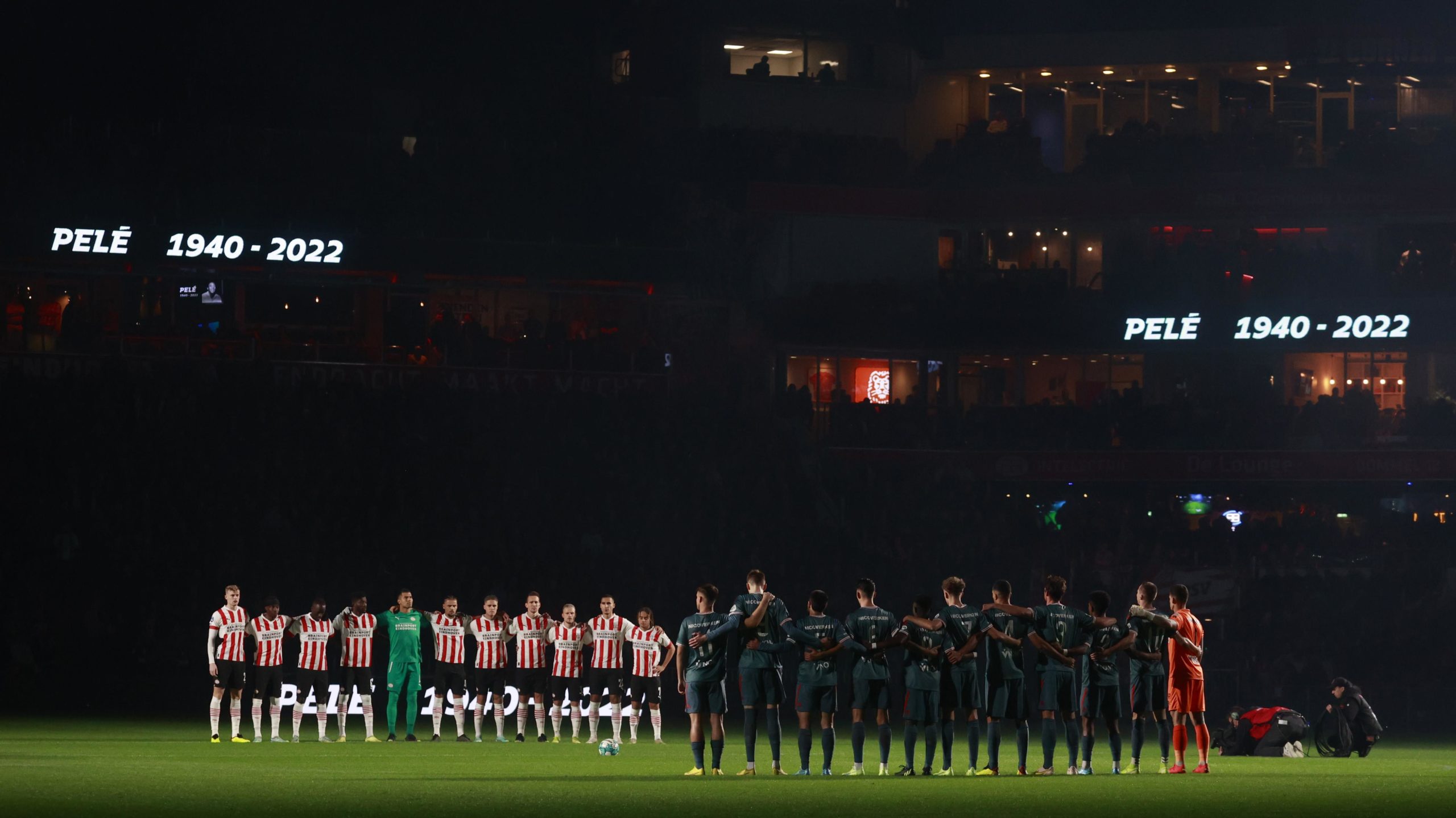 PSV Raih Gelar Liga Belanda Usai Taklukkan Sparta Rotterdam 3-1 PSV Raih Gelar Liga Belanda Usai Taklukkan Sparta Rotterdam 3-1