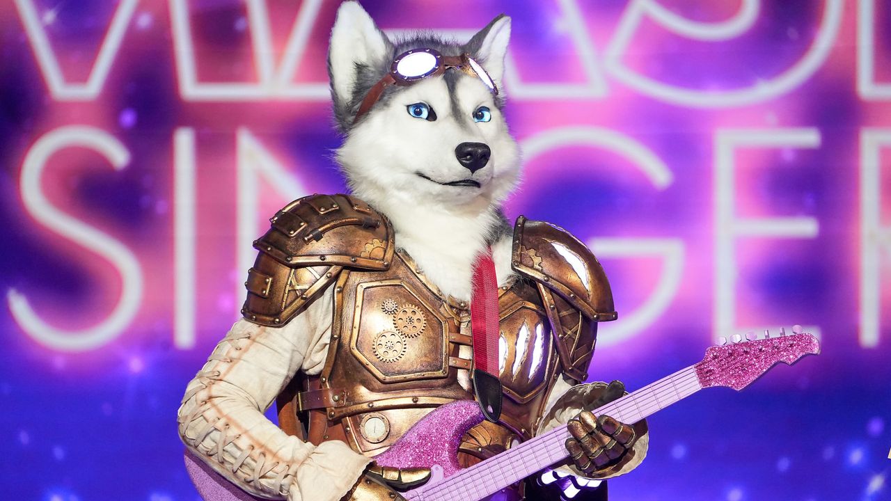 Qui Se Cache Sous Le Costume De L'Autruche Dans Mask Singer 2025 ? Qui Se Cache Sous Le Costume De L'Autruche Dans Mask Singer 2025 ?