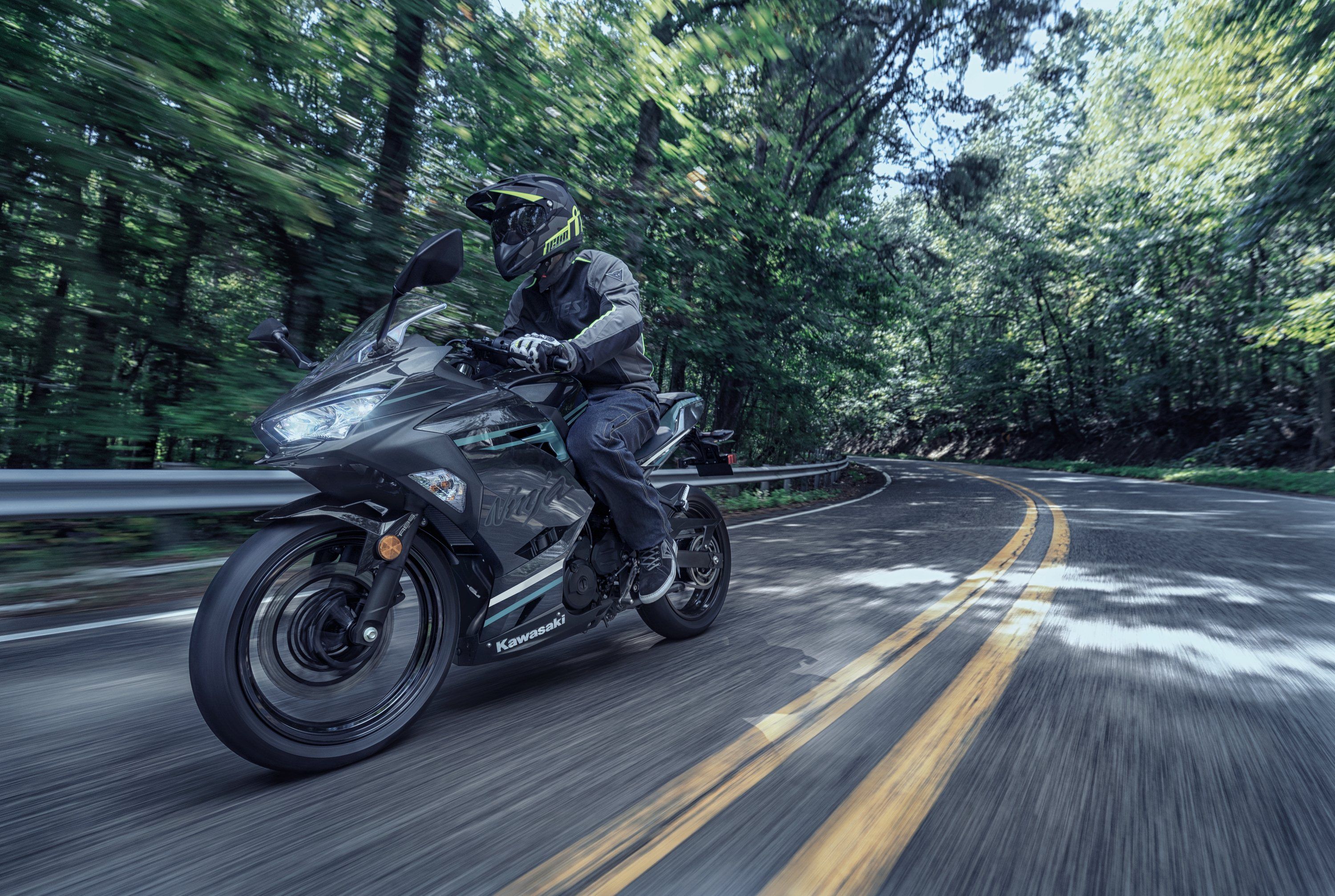 ₹45,000 Off Select Kawasaki Ninja Motorcycles ₹45,000 Off Select Kawasaki Ninja Motorcycles