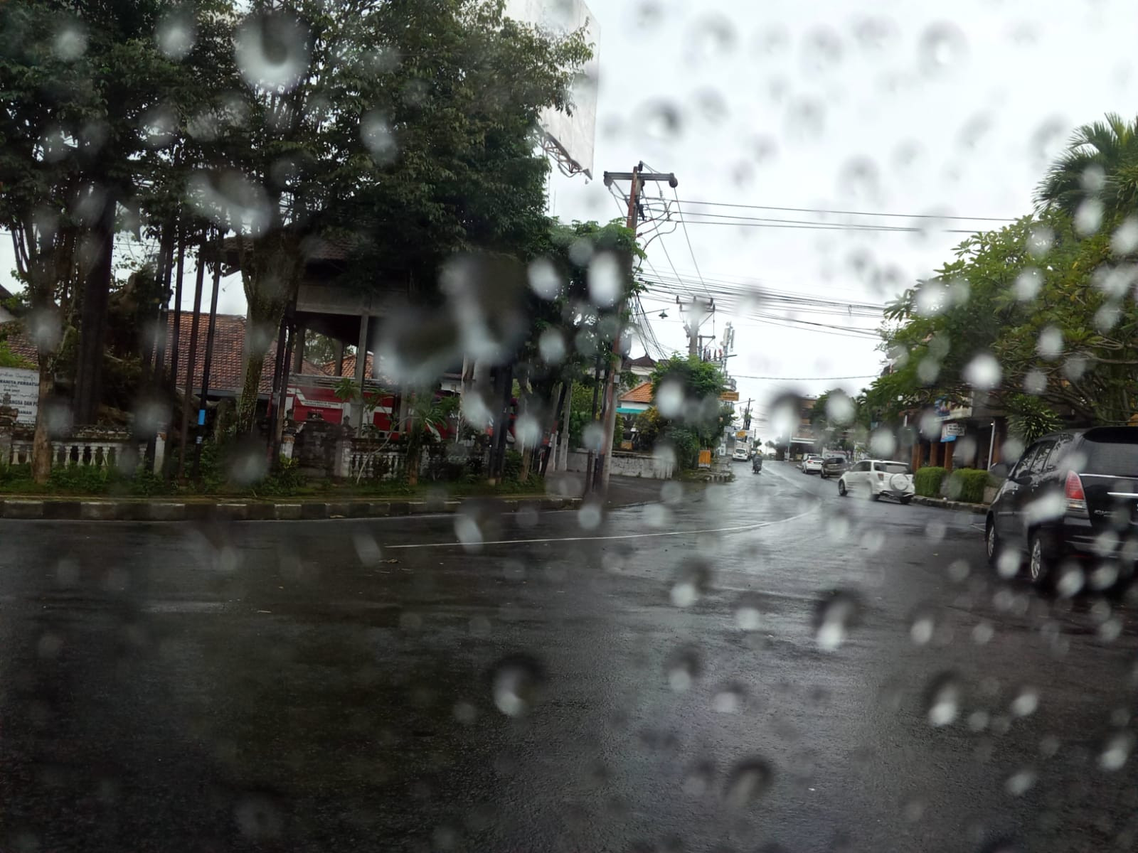 Ramalan Cuaca Bali: Denpasar Hujan, Waspada Banjir Ramalan Cuaca Bali: Denpasar Hujan, Waspada Banjir