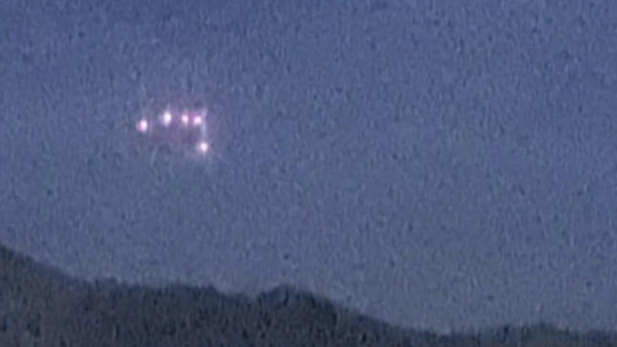 Recent Red Light Sightings In France: Explanations And Theories Recent Red Light Sightings In France: Explanations And Theories