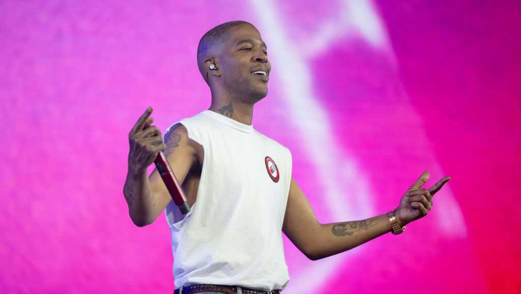 Record-Breaking Prices For Kid Cudi's Personal Items At Auction Record-Breaking Prices For Kid Cudi's Personal Items At Auction