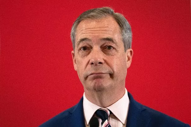 Reform UK Leader Nigel Farage Visits Shrewsbury: G&T, Flat Cap, And Political Commentary Reform UK Leader Nigel Farage Visits Shrewsbury: G&T, Flat Cap, And Political Commentary
