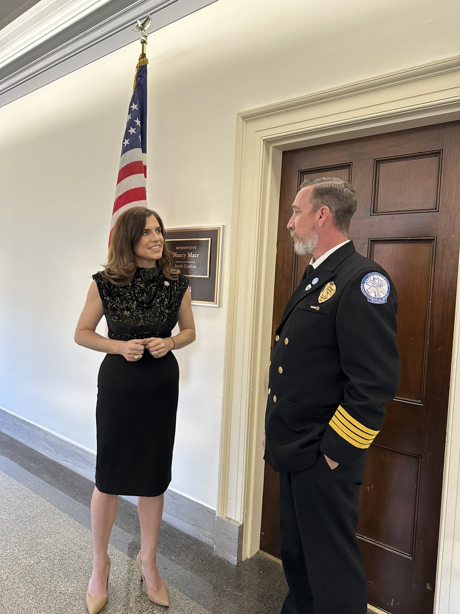 Rep. Nancy Mace Confronted By South Carolina Voter: A Heated Exchange Rep. Nancy Mace Confronted By South Carolina Voter: A Heated Exchange