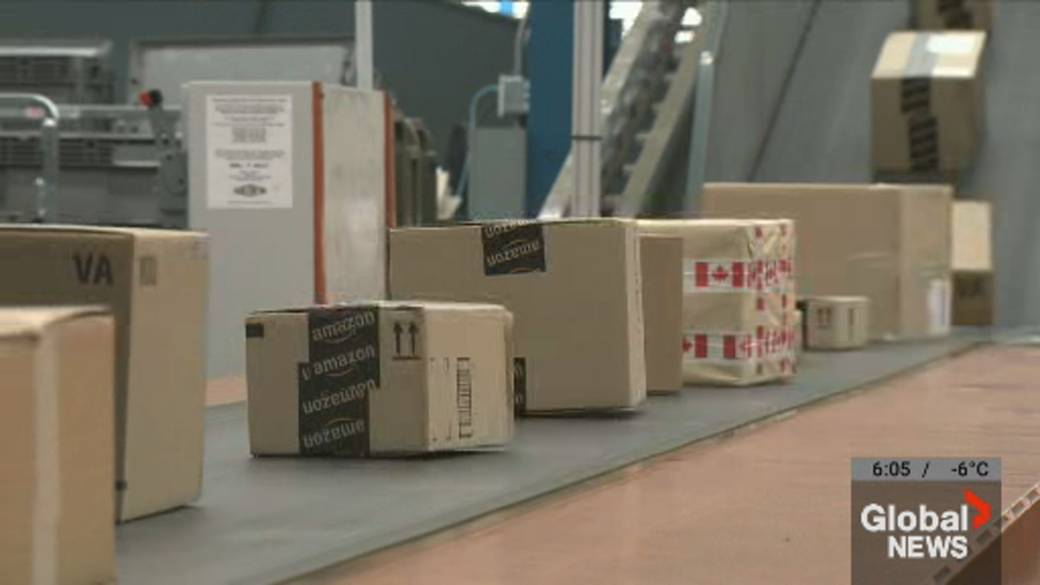 Report Claims Canada Post Is Effectively Bankrupt, Urges Mail Delivery Overhaul Report Claims Canada Post Is Effectively Bankrupt, Urges Mail Delivery Overhaul