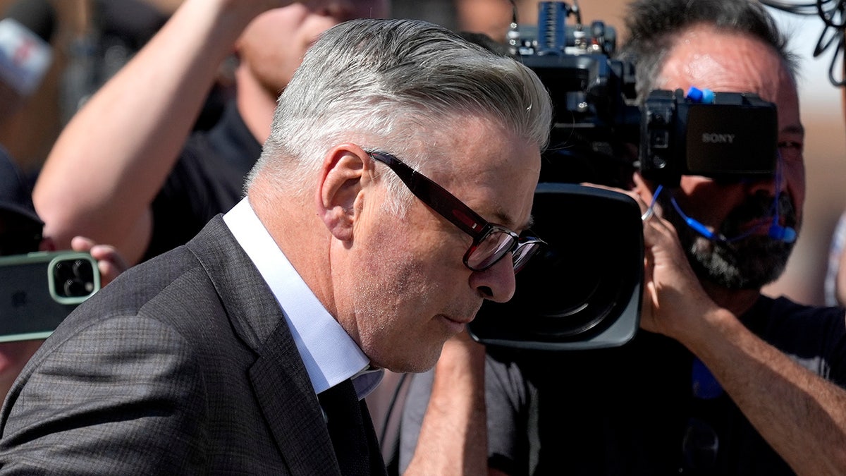 Review Of Rust: Alec Baldwin's Role And The Film's Future Review Of Rust: Alec Baldwin's Role And The Film's Future