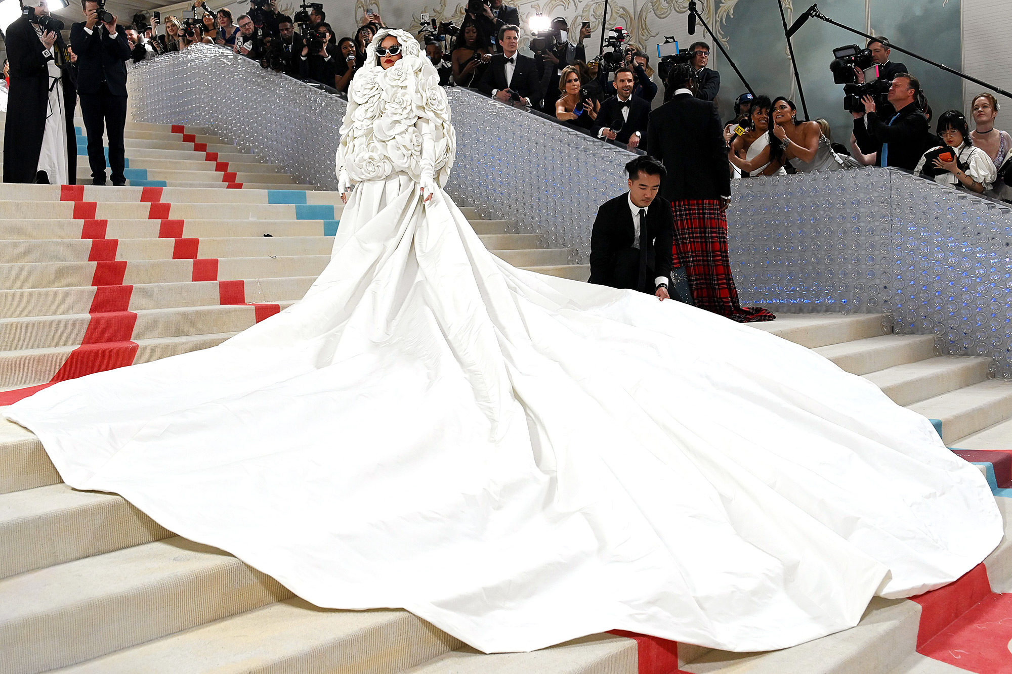 Rihanna's Third Pregnancy Announcement At The Met Gala Rihanna's Third Pregnancy Announcement At The Met Gala