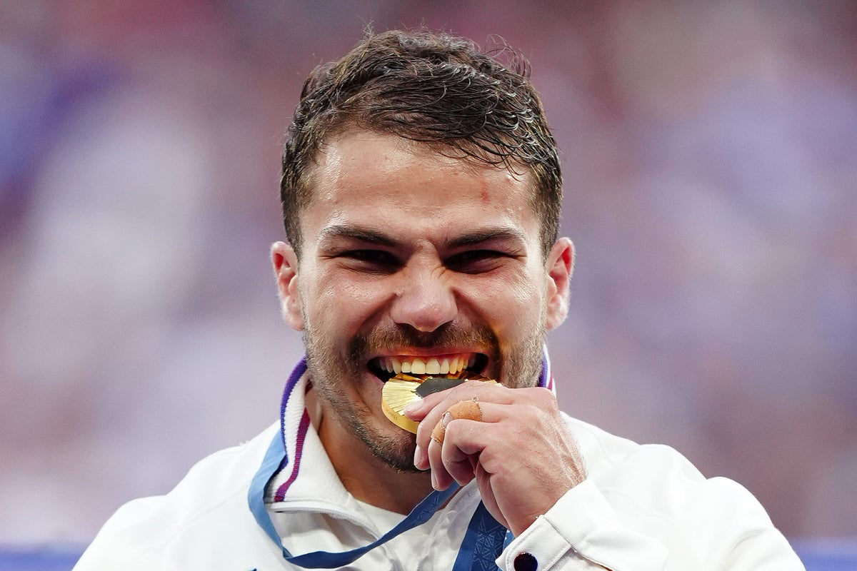 Rugby World Cup: Dupont Leads France To Victory Against Italy