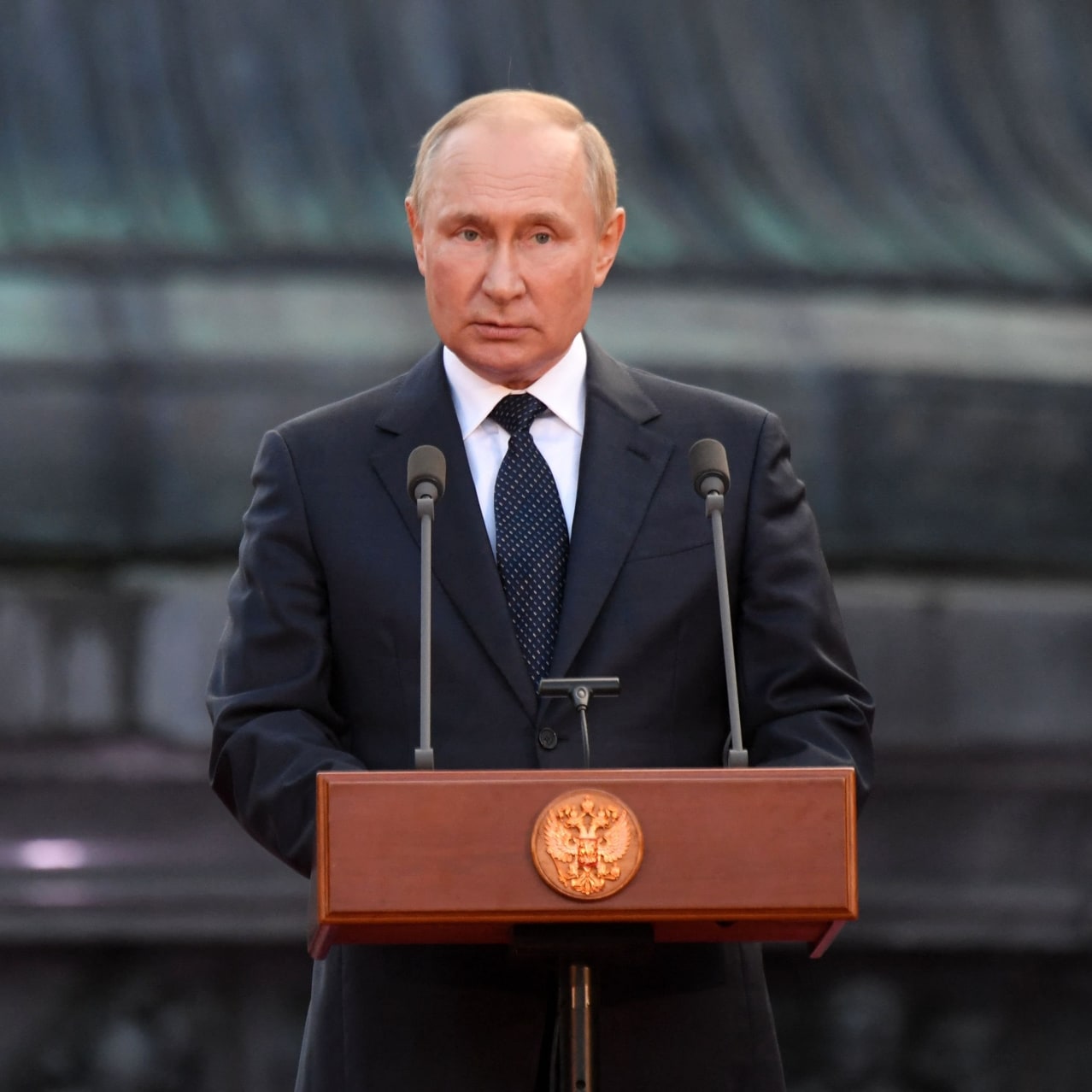 Russia Rejects Trump's Putin Criticism: An Emotional Response? Russia Rejects Trump's Putin Criticism: An Emotional Response?