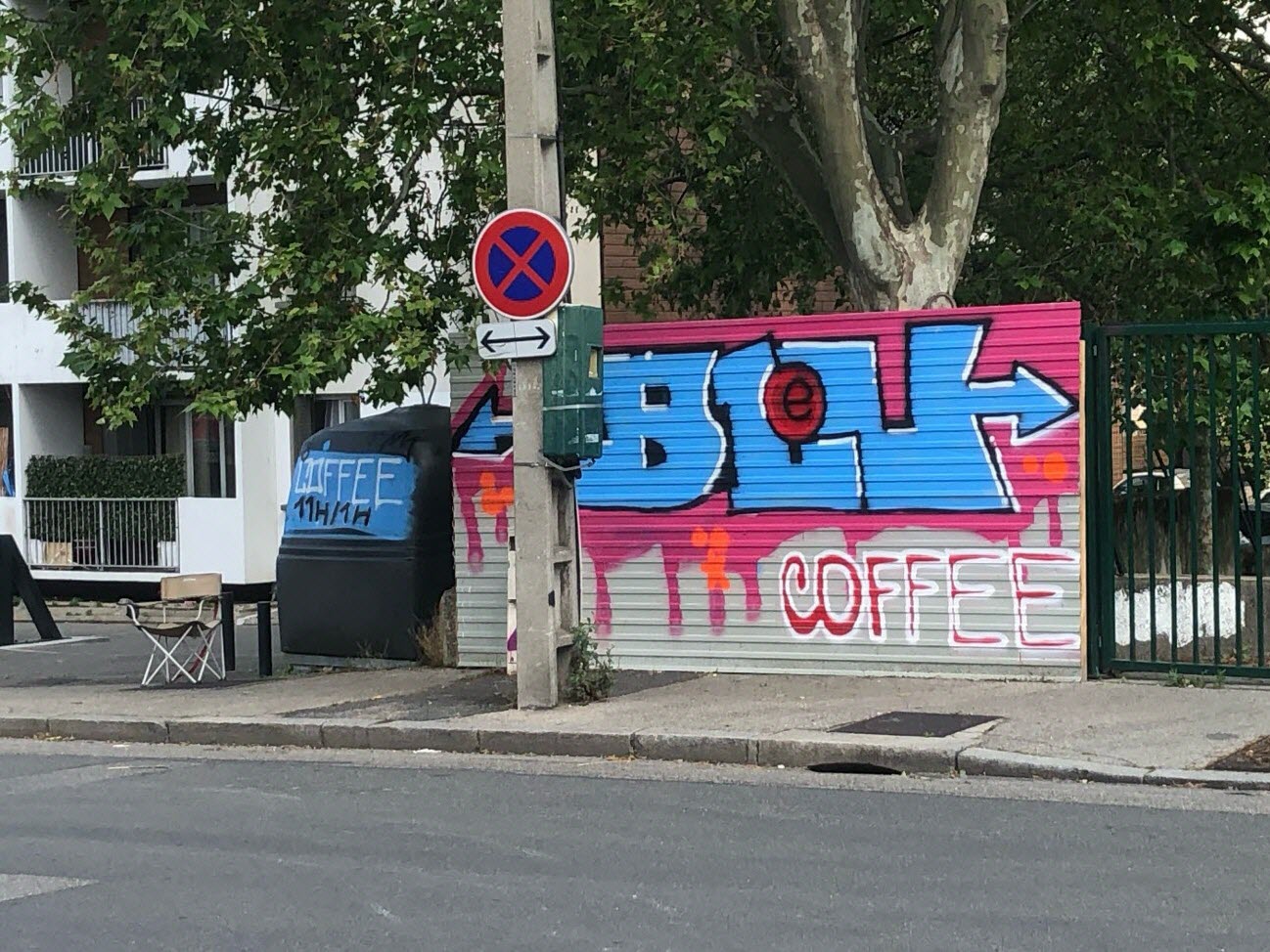 Saint-Ouen: L'école Maternelle Menacée Par Un Point De Deal Saint-Ouen: L'école Maternelle Menacée Par Un Point De Deal