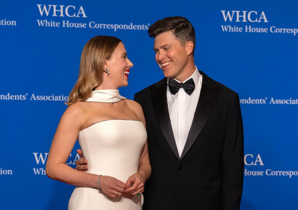Scarlett Johansson And Husband's SNL Revenge: The Crude Roast Beef Joke Backlash Scarlett Johansson And Husband's SNL Revenge: The Crude Roast Beef Joke Backlash