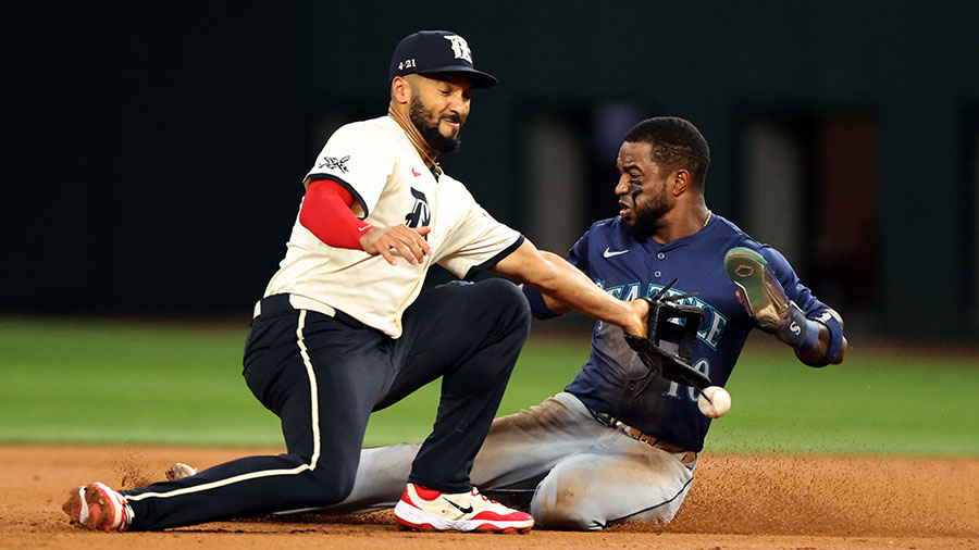 Seattle Mariners Face Backlash For Quiet Winter: Former Infielder Speaks Out Seattle Mariners Face Backlash For Quiet Winter: Former Infielder Speaks Out