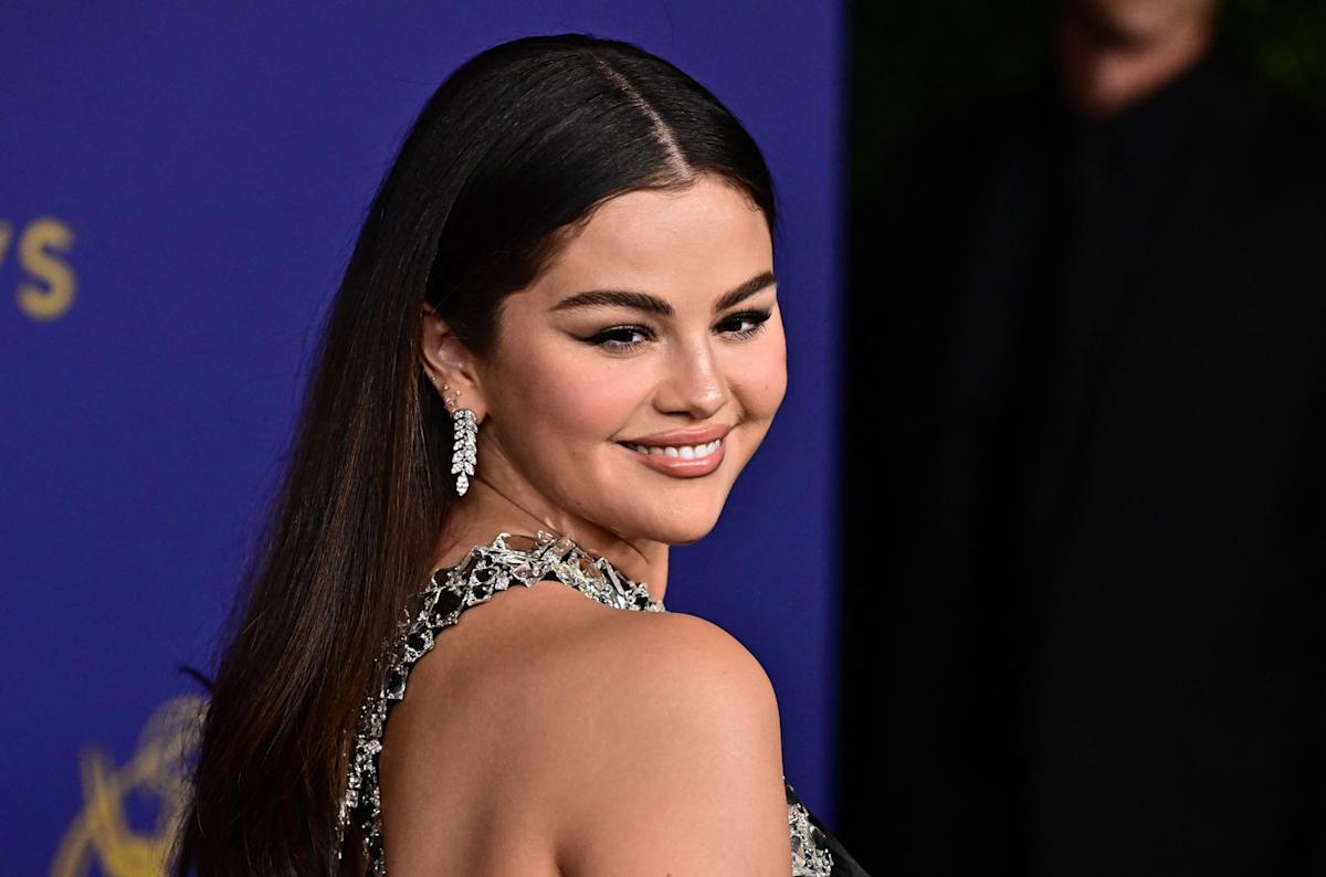Selena Gomez Clarifies Wedding Dance Plans With Benny Blanco Selena Gomez Clarifies Wedding Dance Plans With Benny Blanco