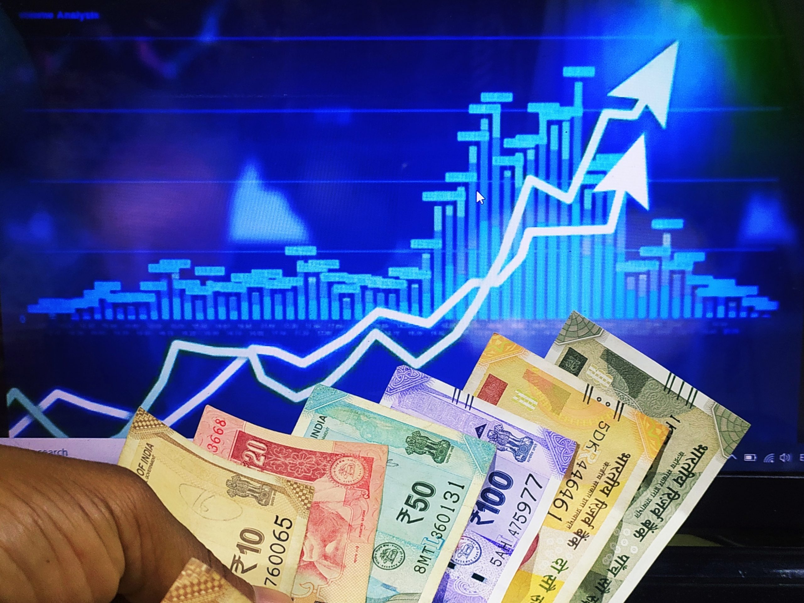 Sensex Gains Over 700 Points: Live Stock Market Updates & Analysis Sensex Gains Over 700 Points: Live Stock Market Updates & Analysis