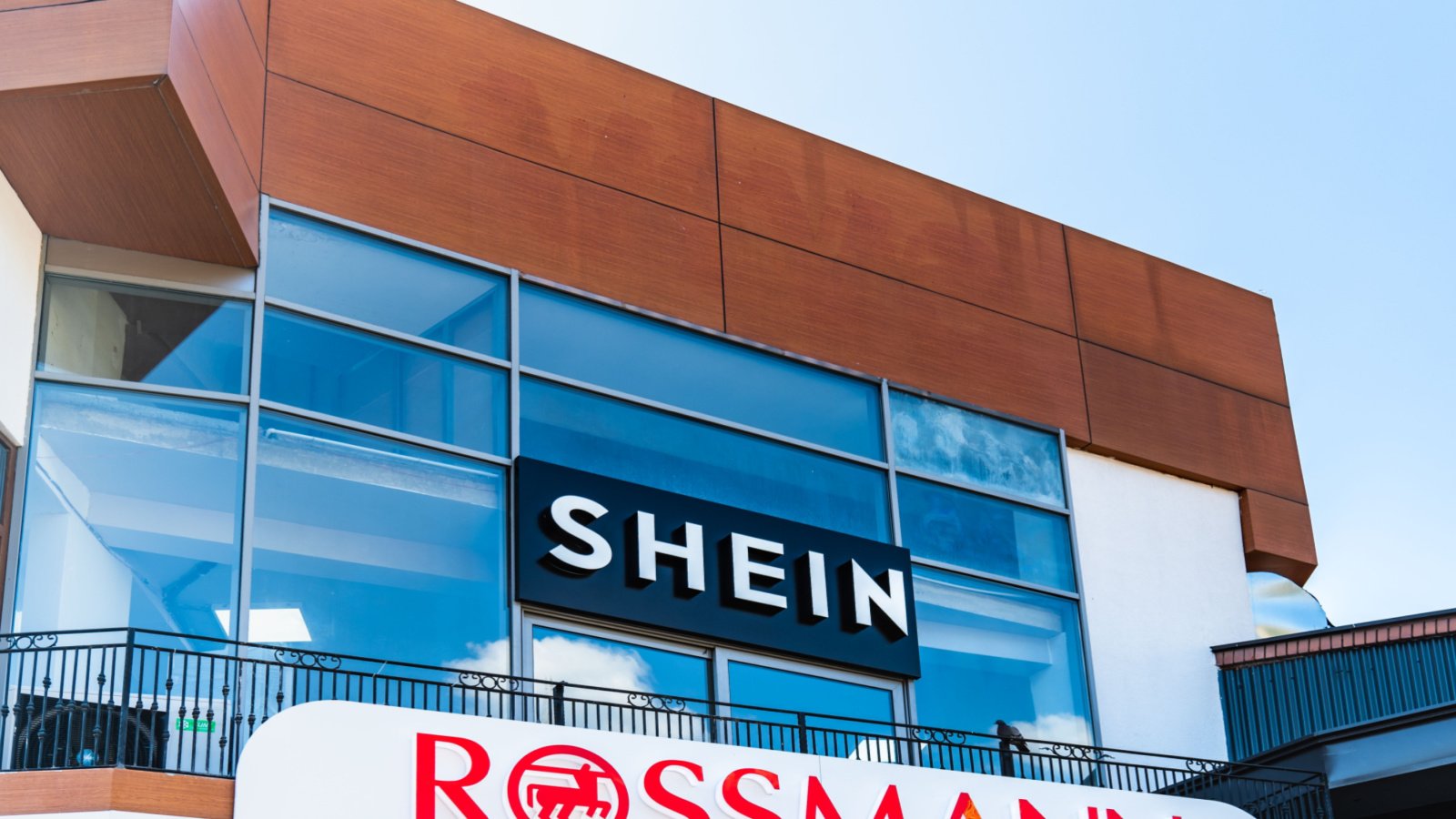 Shein's London IPO: The Fallout From US Tariffs Shein's London IPO: The Fallout From US Tariffs