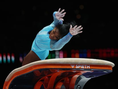Simone Biles Felicita A La Gimnasta Que Emuló Su Salto Simone Biles Felicita A La Gimnasta Que Emuló Su Salto