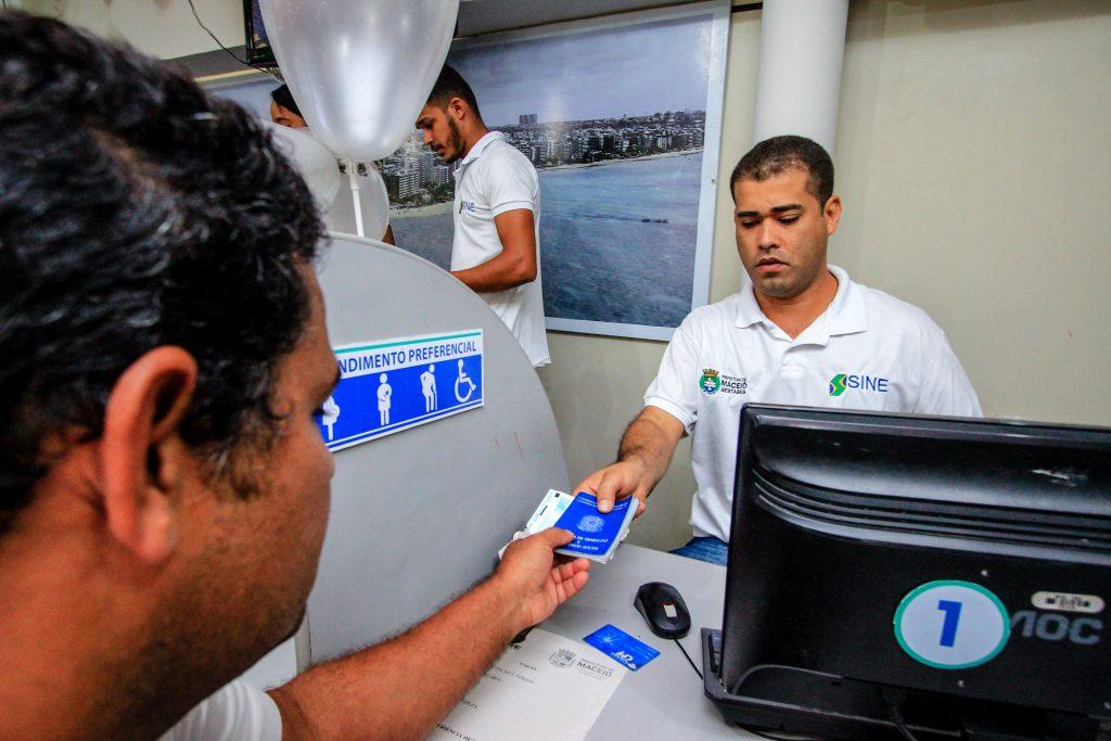 Sine Maceió: Encontre Seu Emprego Ideal Entre 380+ Vagas Sine Maceió: Encontre Seu Emprego Ideal Entre 380+ Vagas