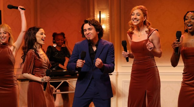 SNL: Sabrina Carpenter's Unexpected Fun Size Collaboration SNL: Sabrina Carpenter's Unexpected Fun Size Collaboration