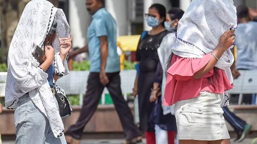 South Bengal Sizzles: Temperatures Soar To 38°C On Holi South Bengal Sizzles: Temperatures Soar To 38°C On Holi