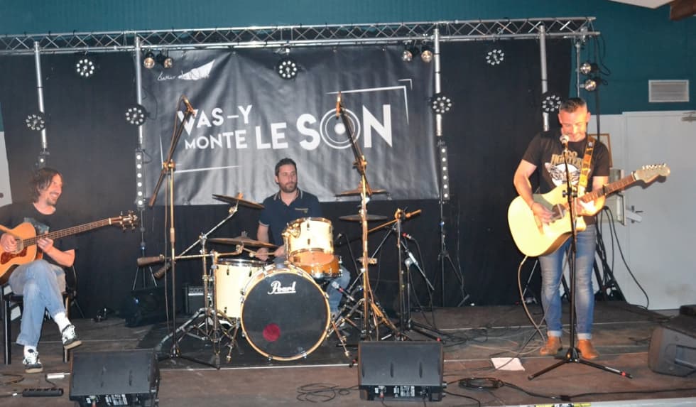 Succès De L'USMA À Migné-Auxances : Une Performance Remarquée Succès De L'USMA À Migné-Auxances : Une Performance Remarquée
