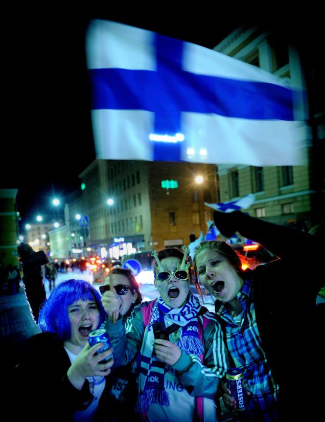 Suomi Juhlii: 4,8 Miljoonaa Euroa Eurojackpotissa! Suomi Juhlii: 4,8 Miljoonaa Euroa Eurojackpotissa!