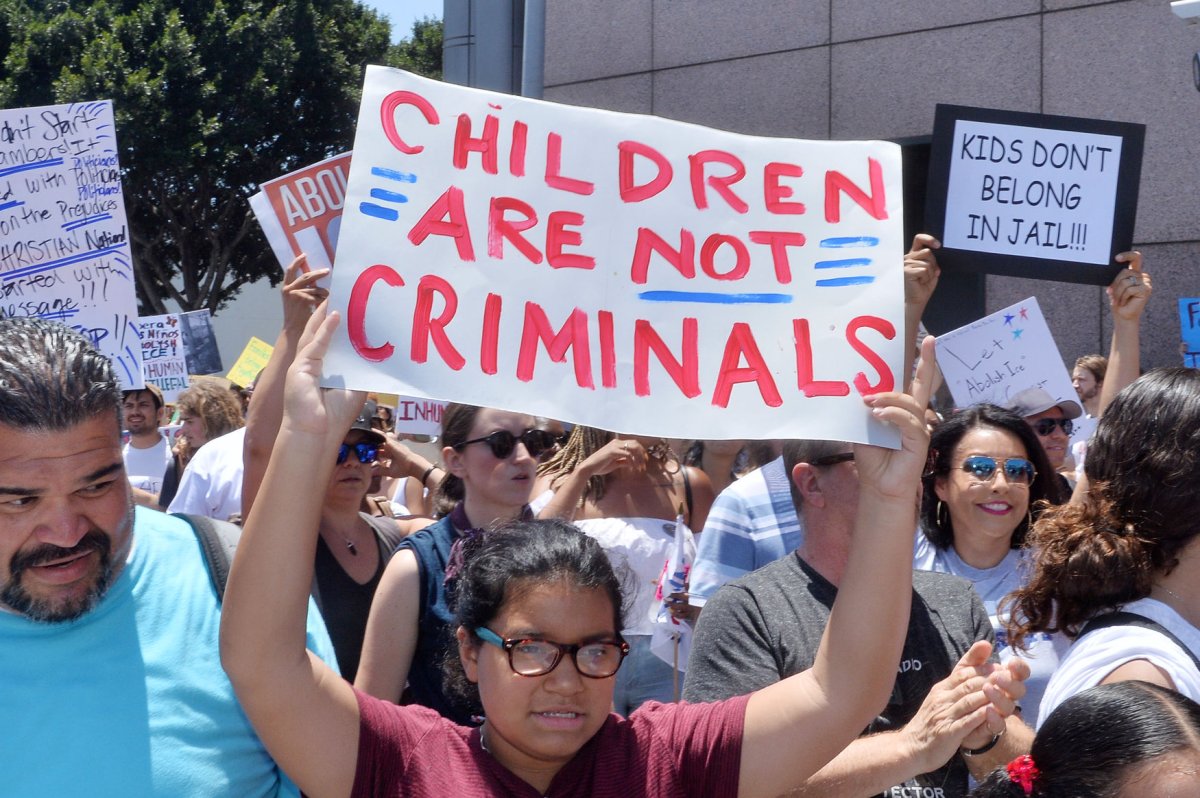Supreme Court Halts Trump Deportations: A Wartime Law Decision Supreme Court Halts Trump Deportations: A Wartime Law Decision