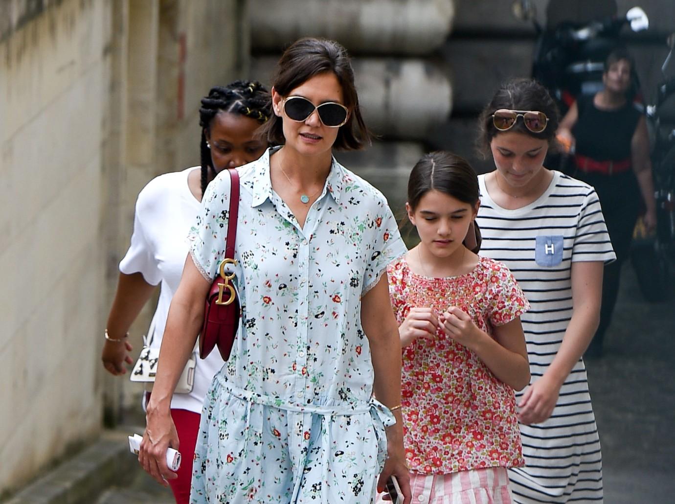 Suri Cruise's Birth: Tom Cruise's Unexpected Gesture Revealed Suri Cruise's Birth: Tom Cruise's Unexpected Gesture Revealed