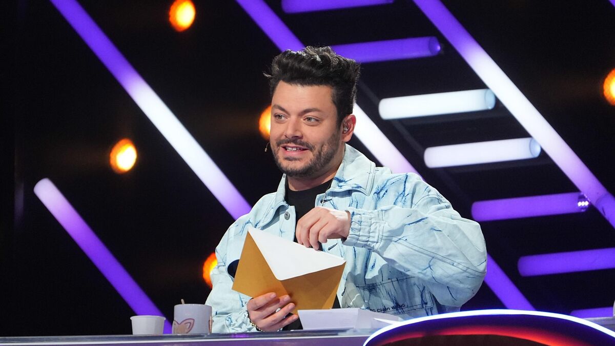 Surprise Dans Mask Singer 2025 ! L'Autruche Dévoilée : Réactions De Chantal Ladesou Et Laurent Ruquier Surprise Dans Mask Singer 2025 ! L'Autruche Dévoilée : Réactions De Chantal Ladesou Et Laurent Ruquier
