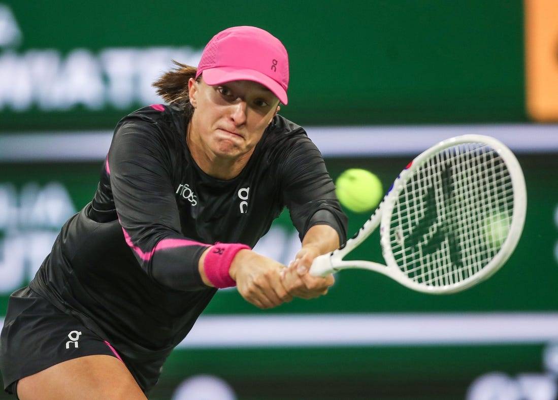 Swiatek Advances To Indian Wells Quarterfinals Despite Rain Swiatek Advances To Indian Wells Quarterfinals Despite Rain