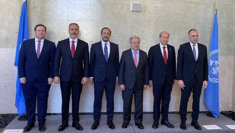 Tatar'ın Açıklamaları Sonrası Direkt Uçuşlar: Kıbrıs Sorununda Yeni Bir Dönem? Tatar'ın Açıklamaları Sonrası Direkt Uçuşlar: Kıbrıs Sorununda Yeni Bir Dönem?