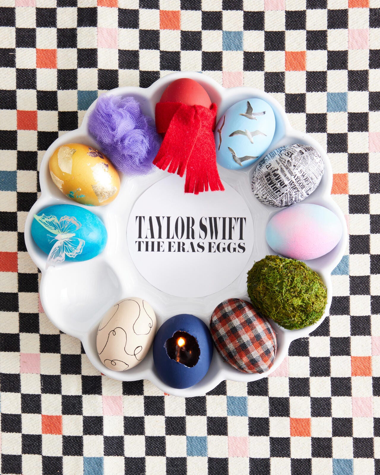 Taylor Swift Easter Eggs: Fan Theories On A May 26th Reveal At The AMAs