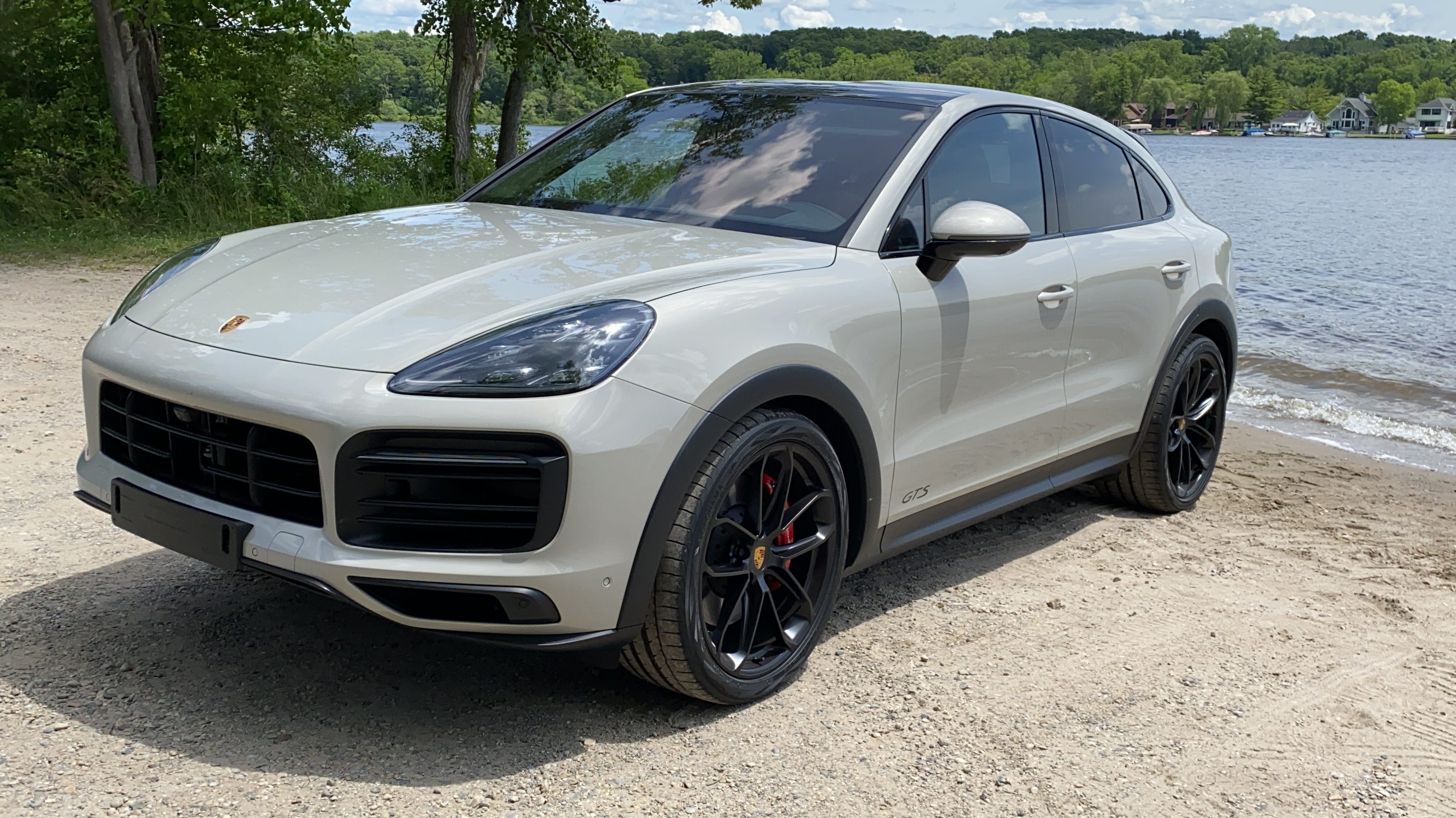 Test Porsche Cayenne GTS Coupe: Plusy I Minusy Test Porsche Cayenne GTS Coupe: Plusy I Minusy