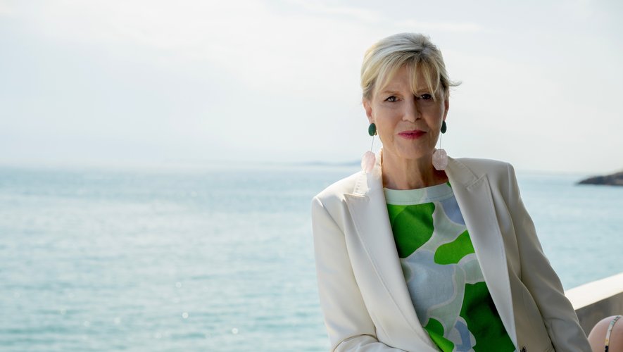 TF1 : Chantal Ladesou De Retour Dans Le Fil D'Ariane TF1 : Chantal Ladesou De Retour Dans Le Fil D'Ariane