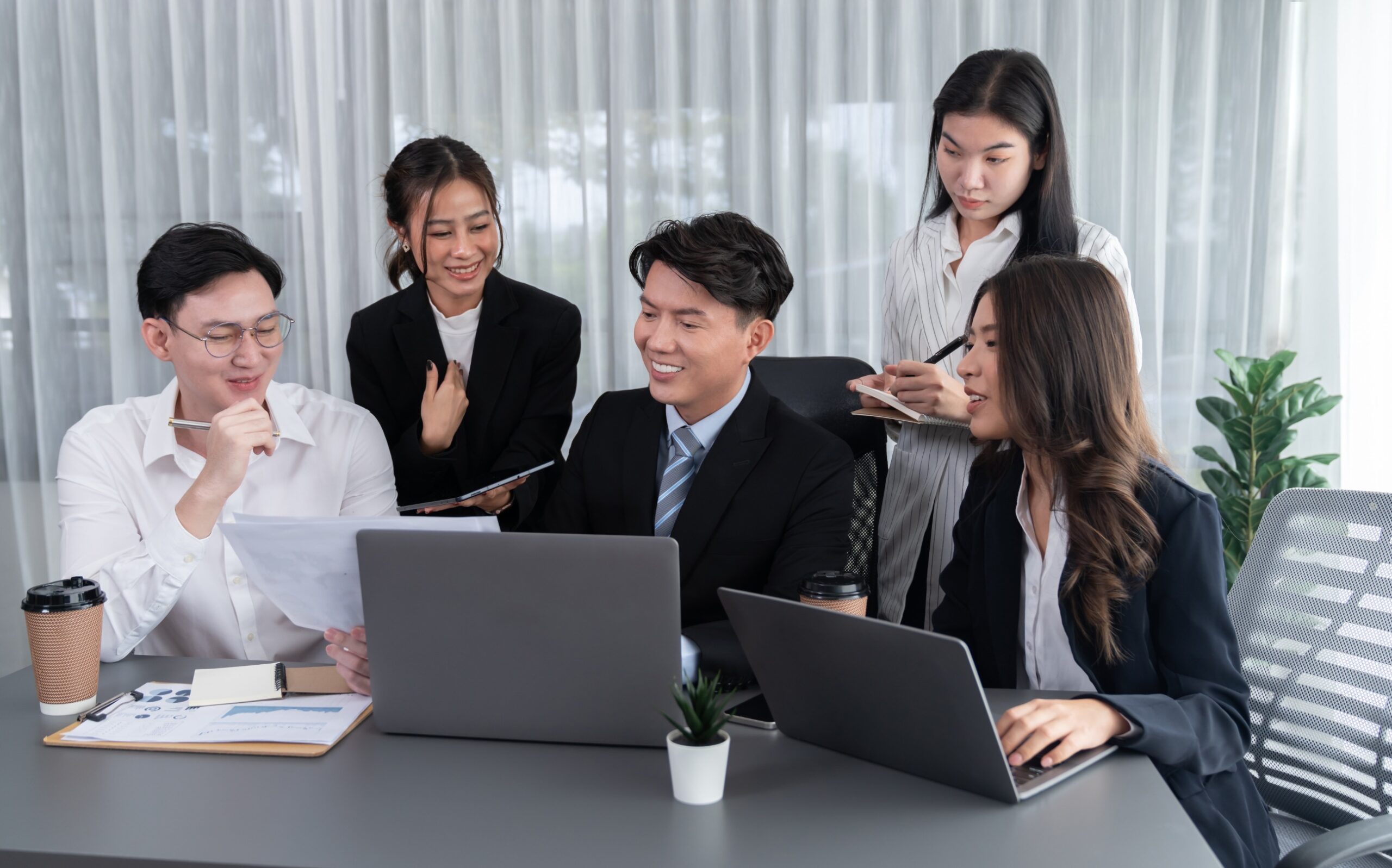 The Crucial Role Of Middle Managers In Business And Employee Development The Crucial Role Of Middle Managers In Business And Employee Development