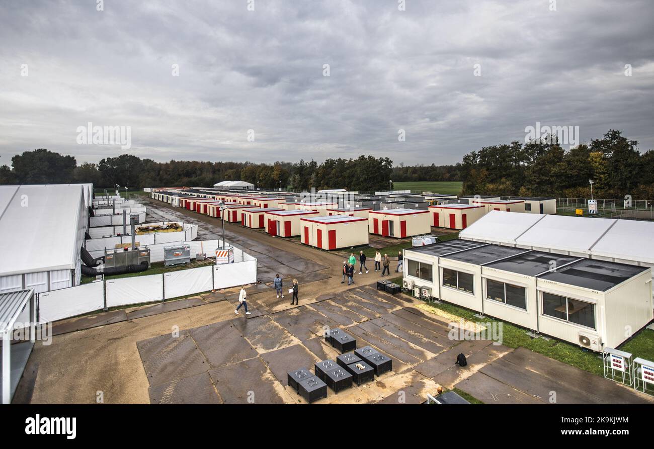 The €1 Billion Question: How Better Asylum Shelter Organization Can Save Money The €1 Billion Question: How Better Asylum Shelter Organization Can Save Money