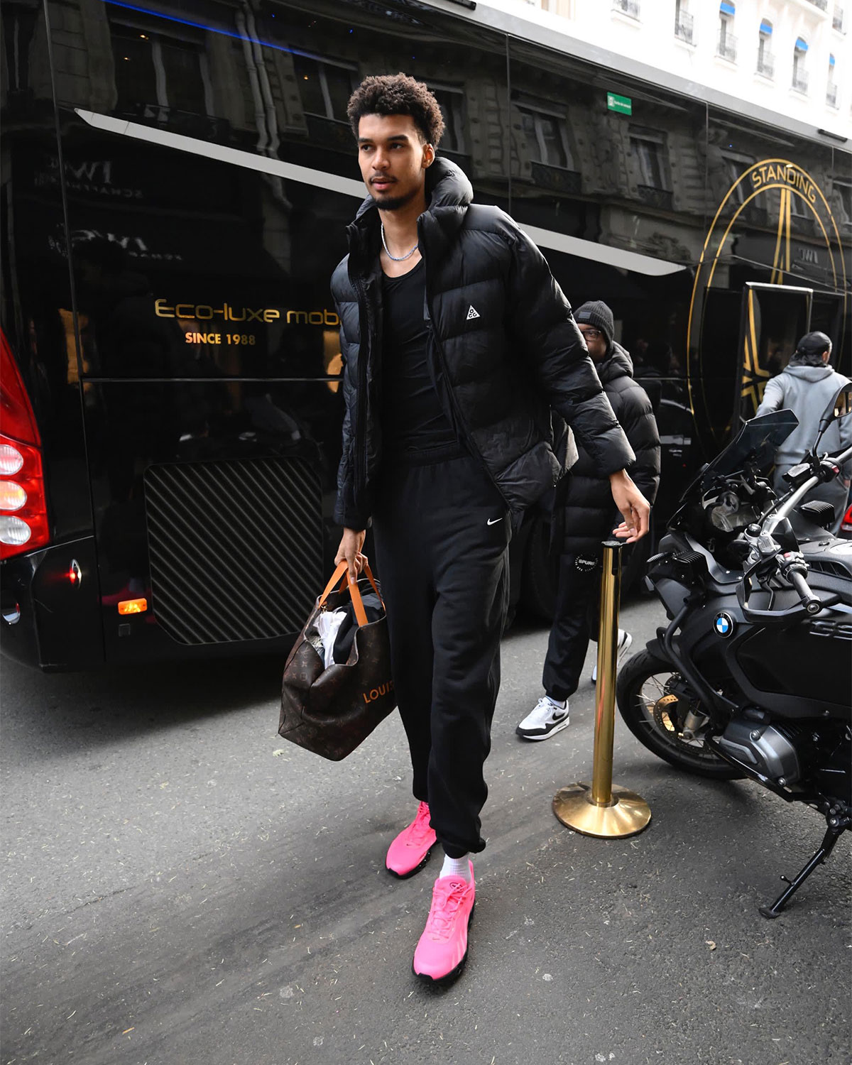The New Nike Air Max Dn8: Review And Buying Guide The New Nike Air Max Dn8: Review And Buying Guide
