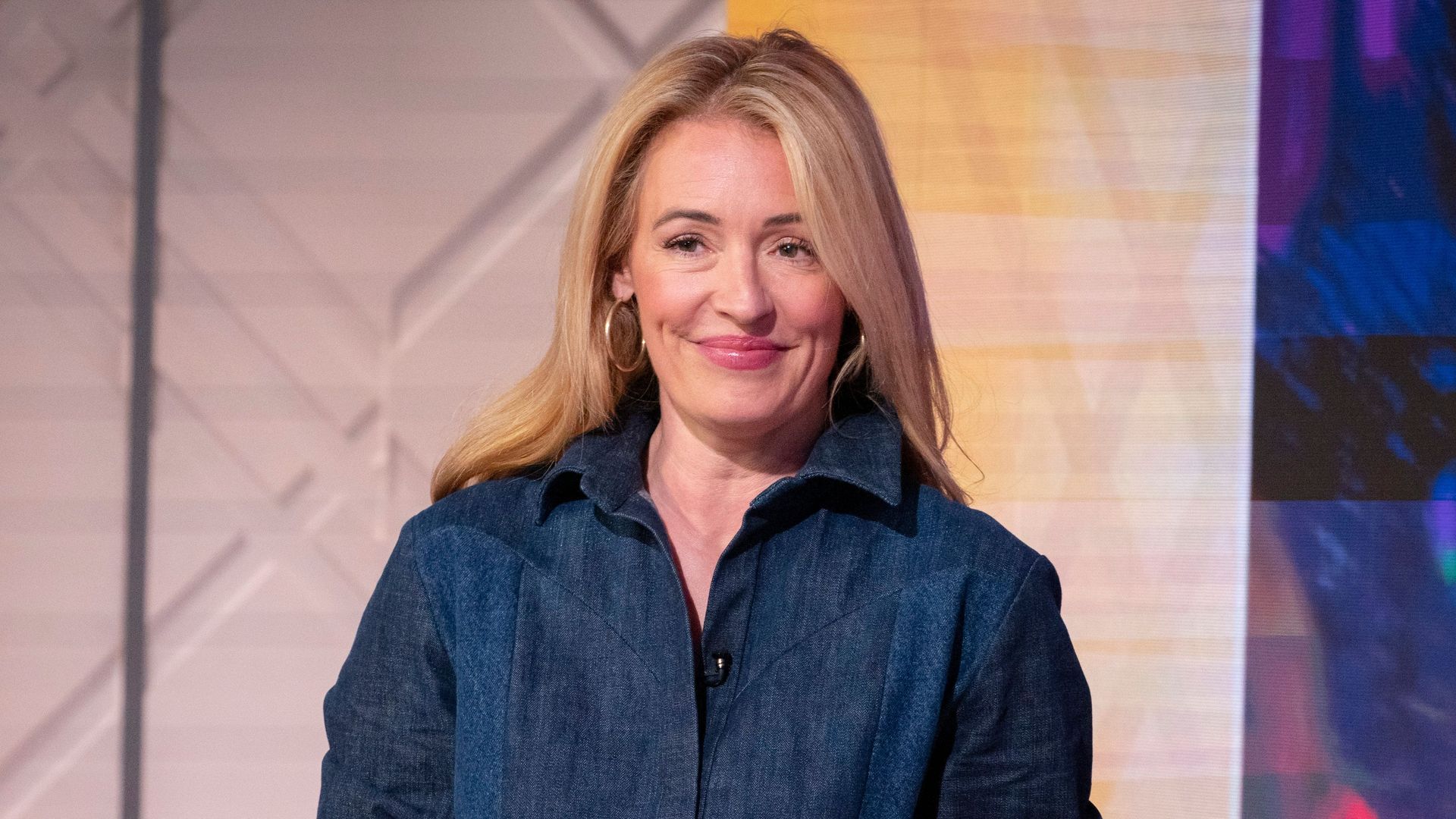 This Morning: Cat Deeley's Pre-Show Dress Malfunction This Morning: Cat Deeley's Pre-Show Dress Malfunction