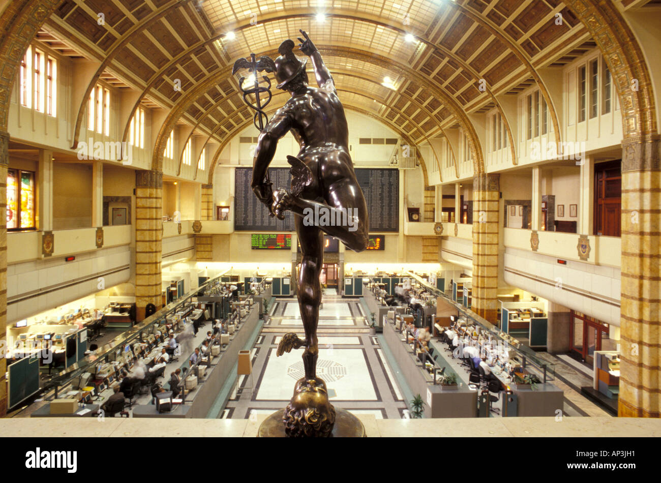 Three-Day Slump On Amsterdam Stock Exchange: Market Instability And Future Outlook Three-Day Slump On Amsterdam Stock Exchange: Market Instability And Future Outlook