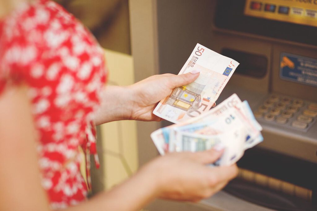 Tikkie En Nederlandse Bankrekeningen: Een Complete Handleiding Tikkie En Nederlandse Bankrekeningen: Een Complete Handleiding