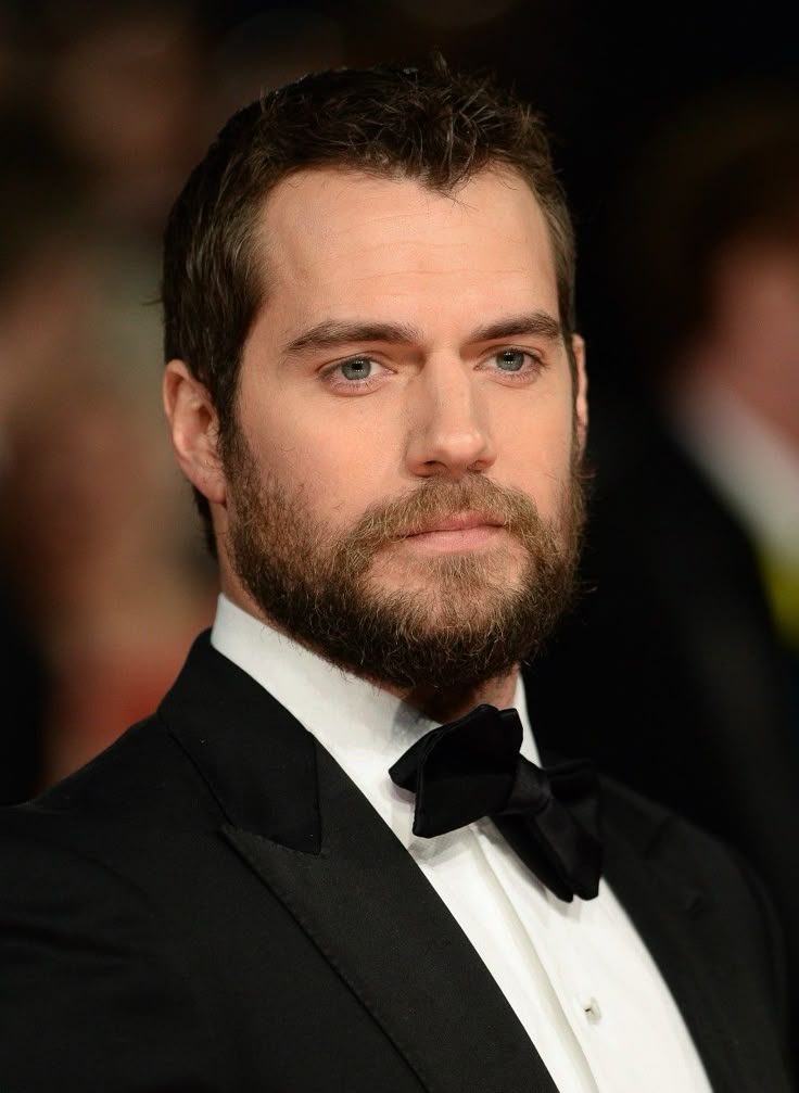 Tom Cruise Explains Henry Cavill's Mid-Scene Beard Change In Fallout Tom Cruise Explains Henry Cavill's Mid-Scene Beard Change In Fallout