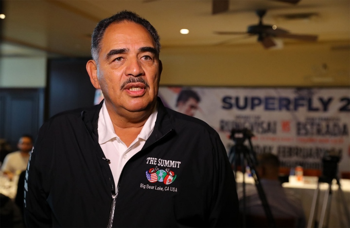 Too Small To Win? Abel Sanchez Predicts Canelo Alvarez Victory Over Terence Crawford Too Small To Win? Abel Sanchez Predicts Canelo Alvarez Victory Over Terence Crawford