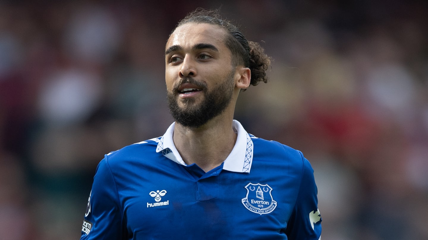 Top Premier League Striker In Chelsea Transfer Talks Top Premier League Striker In Chelsea Transfer Talks