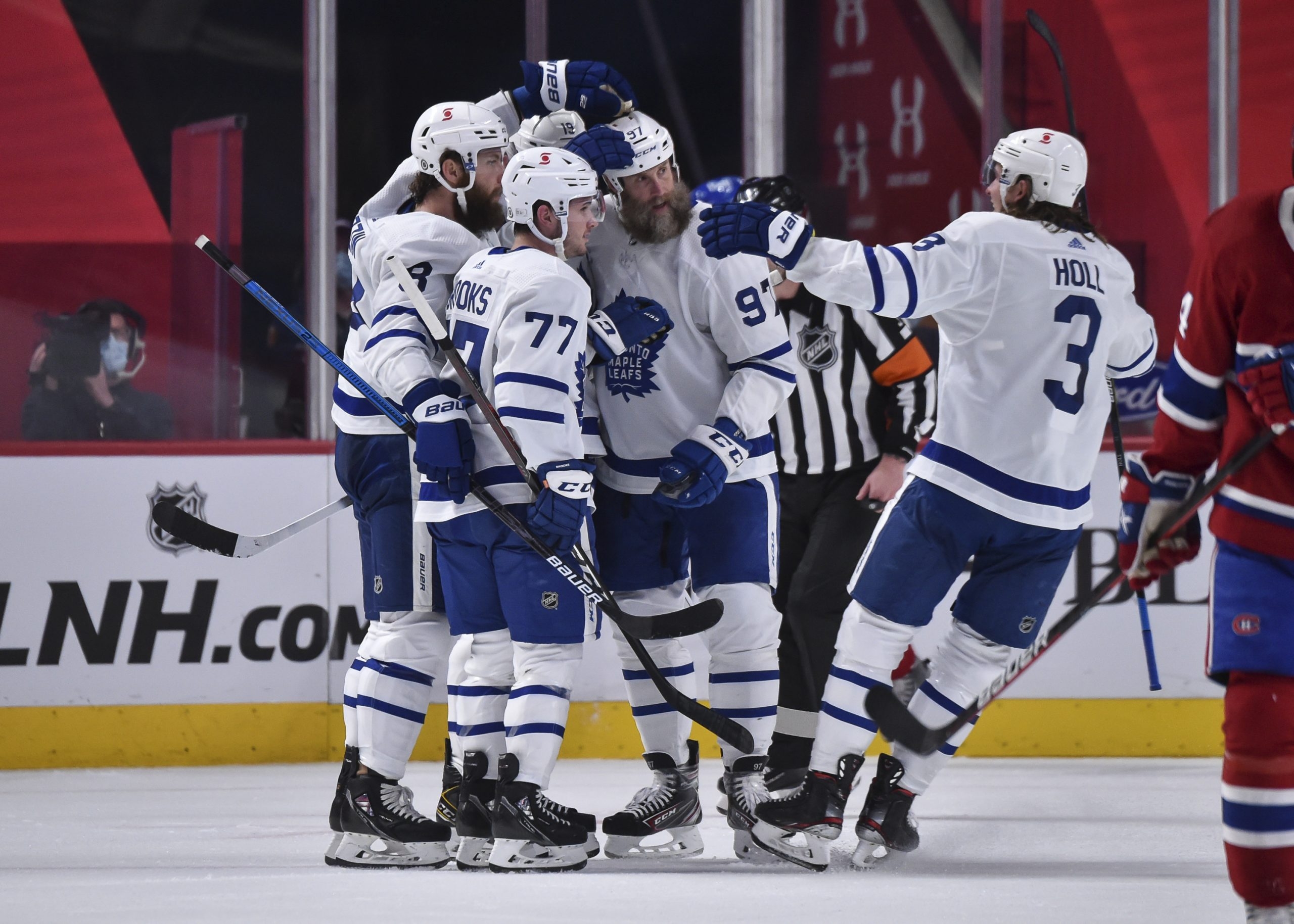 Toronto Maple Leafs' Playoff Hopes Rest On Wednesday's Match Against Florida