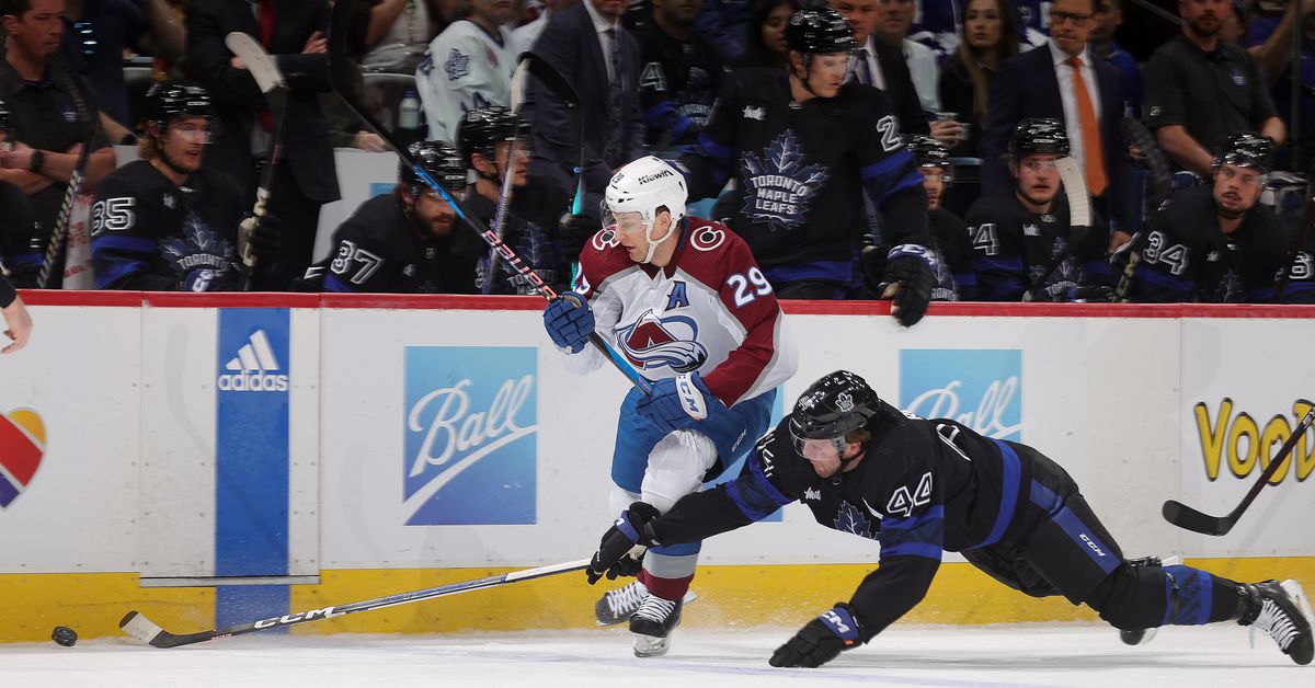 Toronto Maple Leafs Win 2-1 Thriller Against Colorado Avalanche Toronto Maple Leafs Win 2-1 Thriller Against Colorado Avalanche
