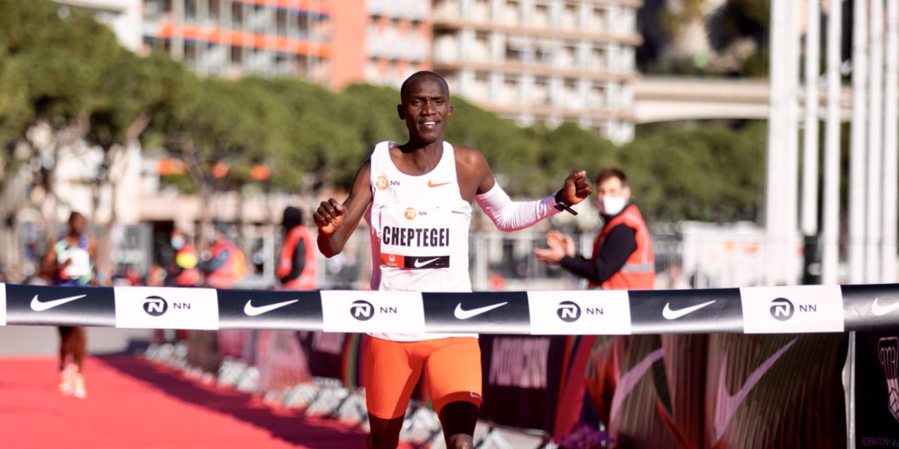 Trans-Australia Run: Will The Record Be Broken? Trans-Australia Run: Will The Record Be Broken?