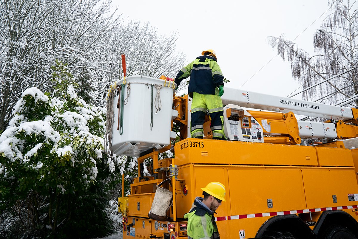 Trash Pickup And School Schedules Disrupted By Snow And Ice On Friday Trash Pickup And School Schedules Disrupted By Snow And Ice On Friday